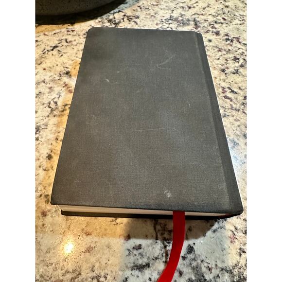 new: Twilight - Picture 3 of 3